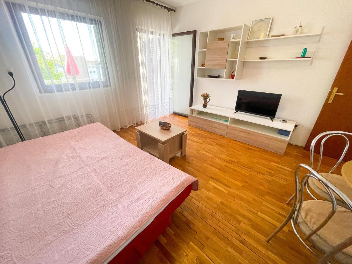 Apartmani Milan Crikvenica Luaran gambar