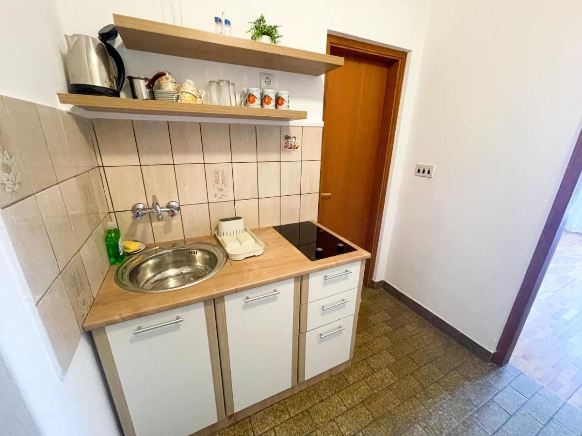 Apartmani Milan Crikvenica Luaran gambar