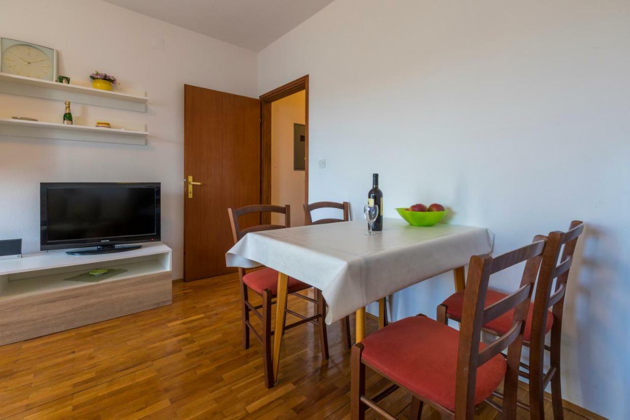 Apartmani Milan Crikvenica Luaran gambar