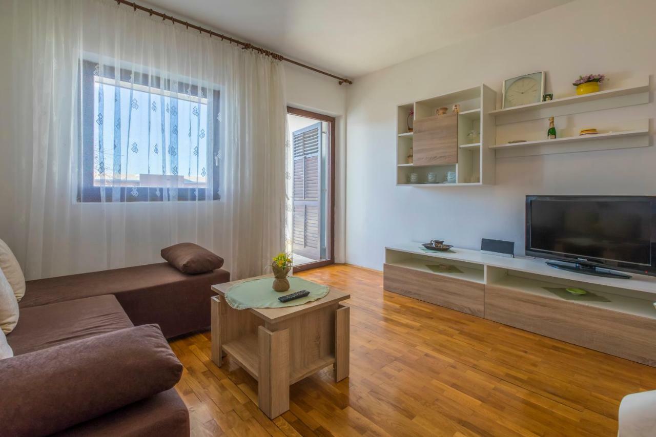 Apartmani Milan Crikvenica Luaran gambar